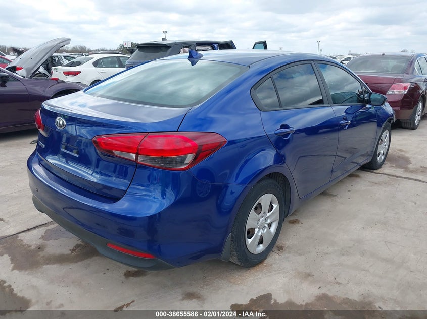VIN 3KPFL4A72HE064080 2017 KIA FORTE LX