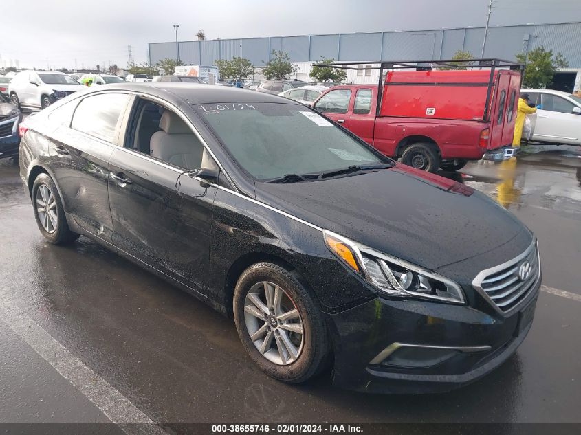 2016 HYUNDAI SONATA SE - 5NPE24AF0GH322399