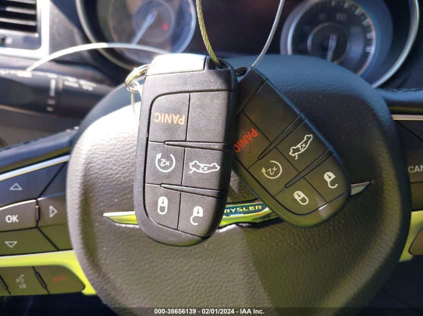 2015 CHRYSLER 300 LIMITED - 2C3CCAAG0FH898758