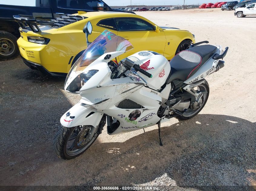 2006 HONDA VFR800 JH2RC46136M800953