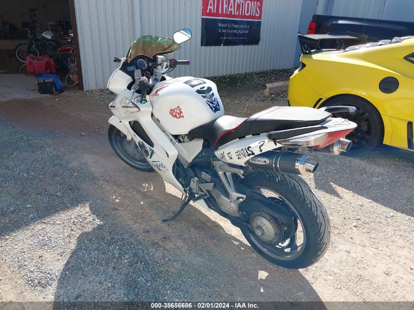 2006 HONDA VFR800 JH2RC46136M800953