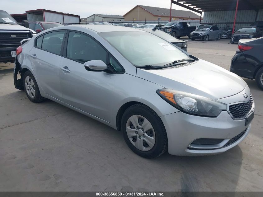 2016 KIA FORTE LX - KNAFX4A65G5608655