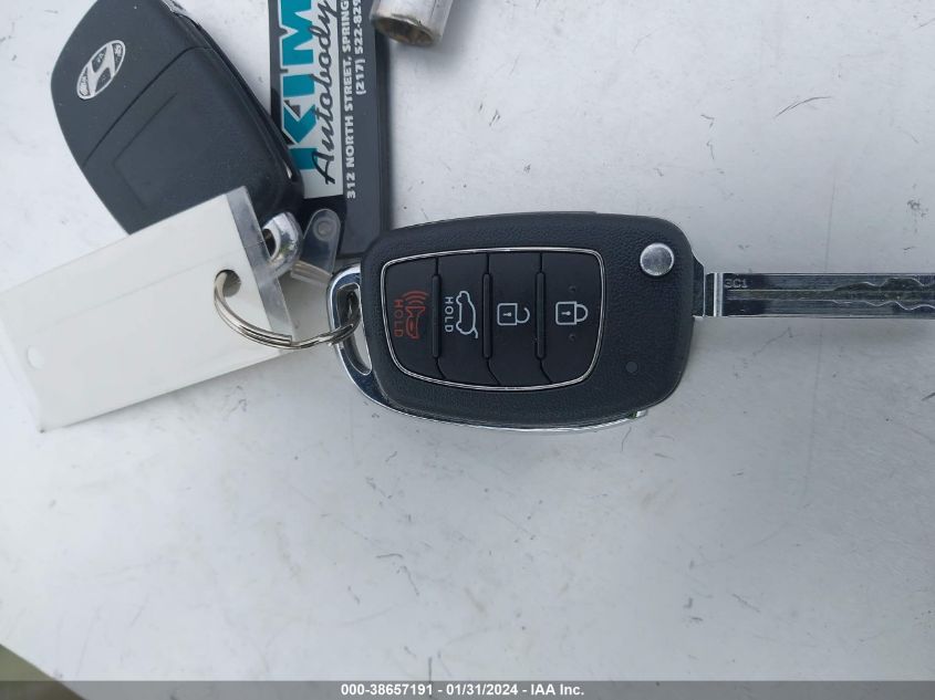 2019 HYUNDAI TUCSON SE - KM8J23A44KU955537