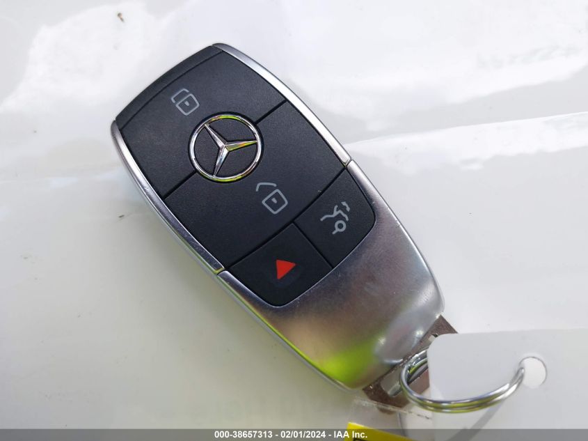 2022 MERCEDES-BENZ GLC 300 SUV - W1N0G8DB2NG108245