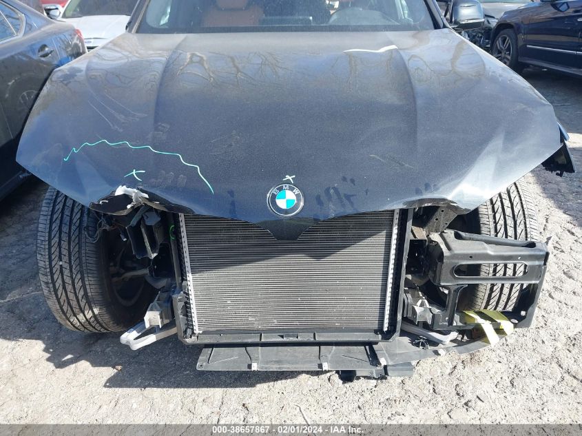 2019 BMW X3 SDRIVE30I - 5UXTR7C55KLF36058