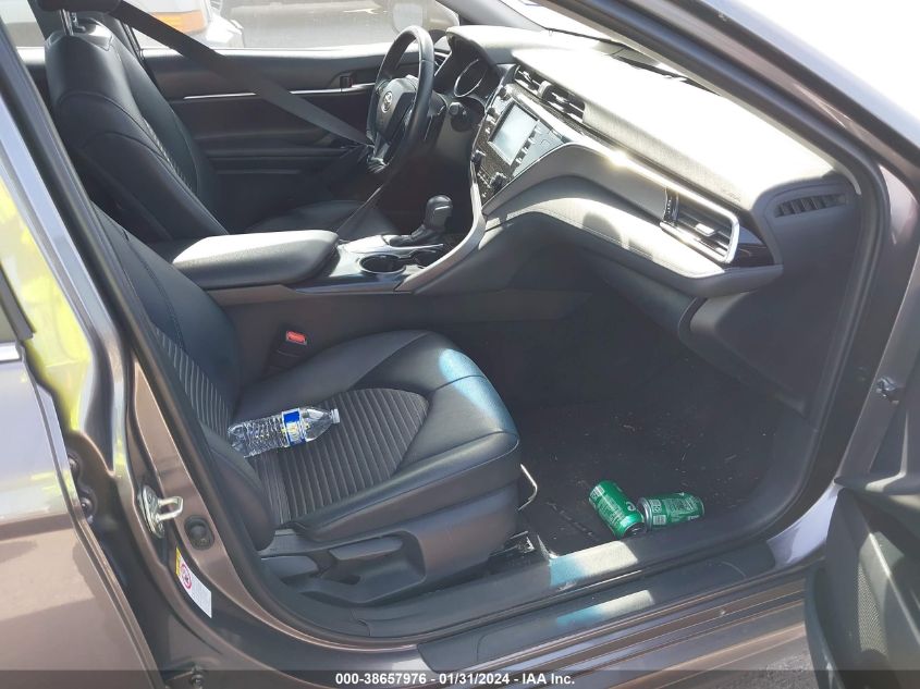 2018 TOYOTA CAMRY SE - 4T1B11HK7JU669096