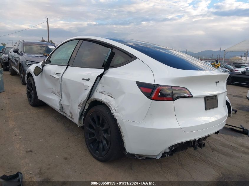 2021 TESLA MODEL Y - 5YJYGDEE8MF216289