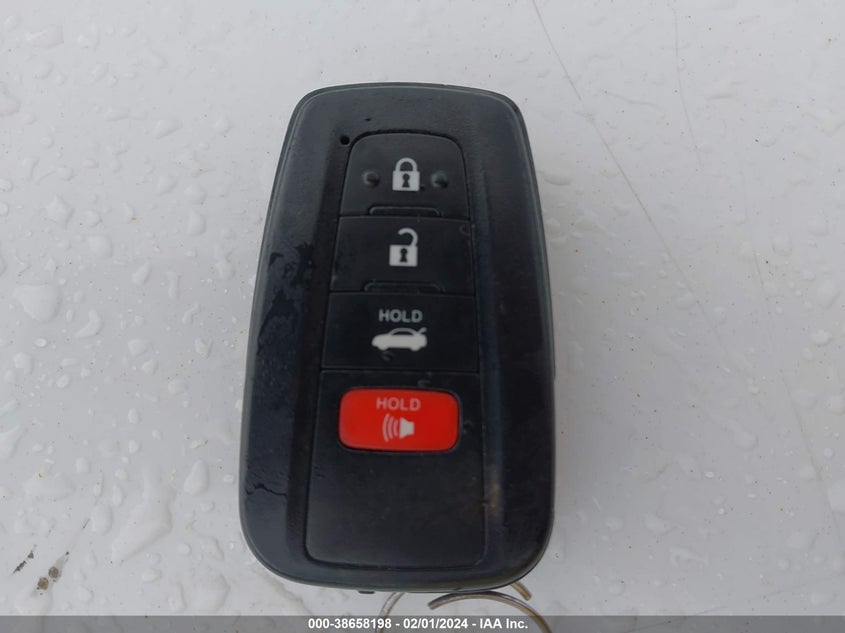 VIN JTDEAMDE7NJ058530 2022 TOYOTA COROLLA LE