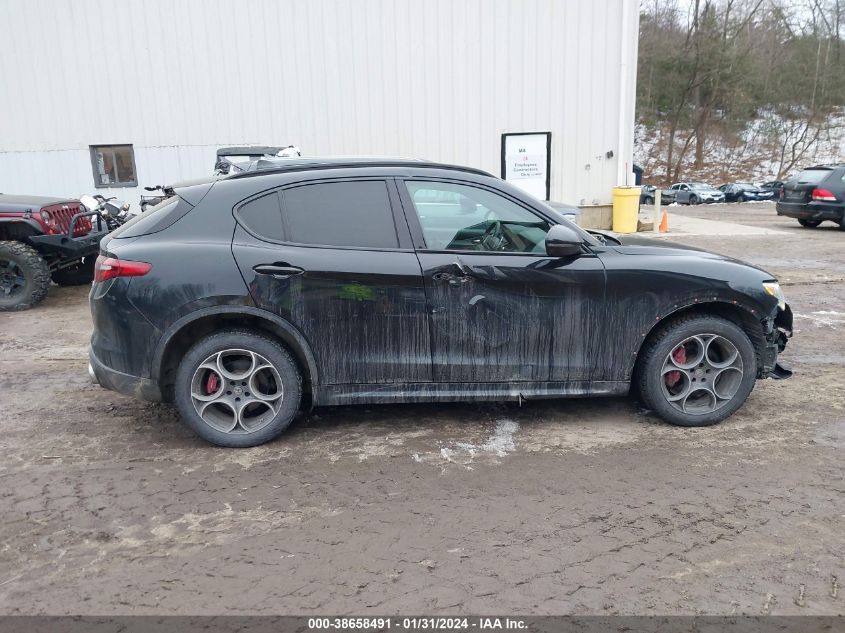 2018 ALFA ROMEO STELVIO TI SPORT AWD - ZASFAKNN6J7C12084
