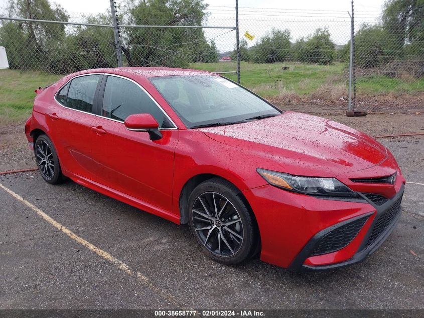 2022 TOYOTA CAMRY SE/SE NIGHT SHADE - 4T1G11AK4NU499737