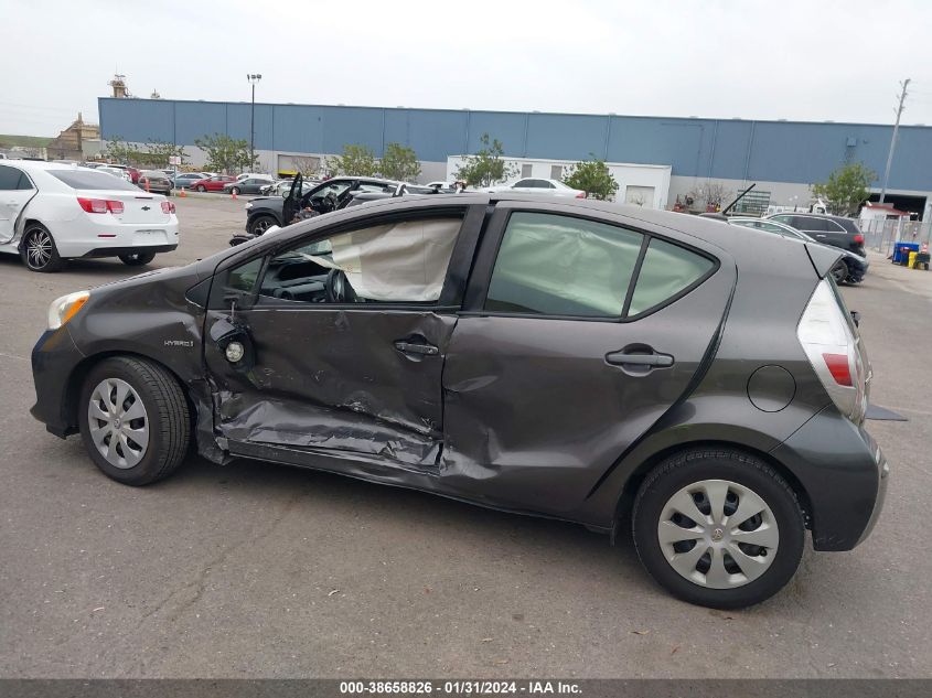 2013 TOYOTA PRIUS C THREE - JTDKDTB33D1547933