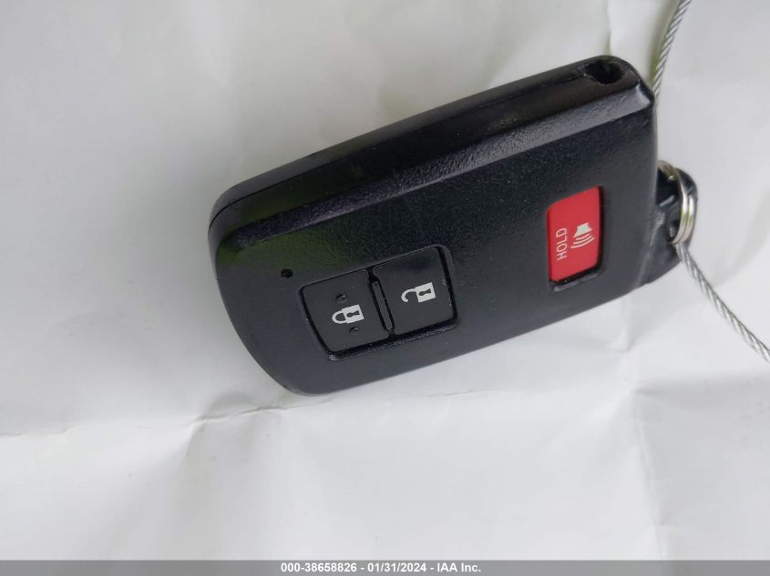 2013 TOYOTA PRIUS C THREE - JTDKDTB33D1547933