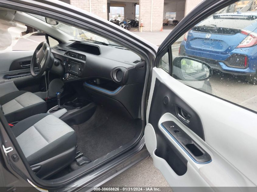2013 TOYOTA PRIUS C THREE - JTDKDTB33D1547933