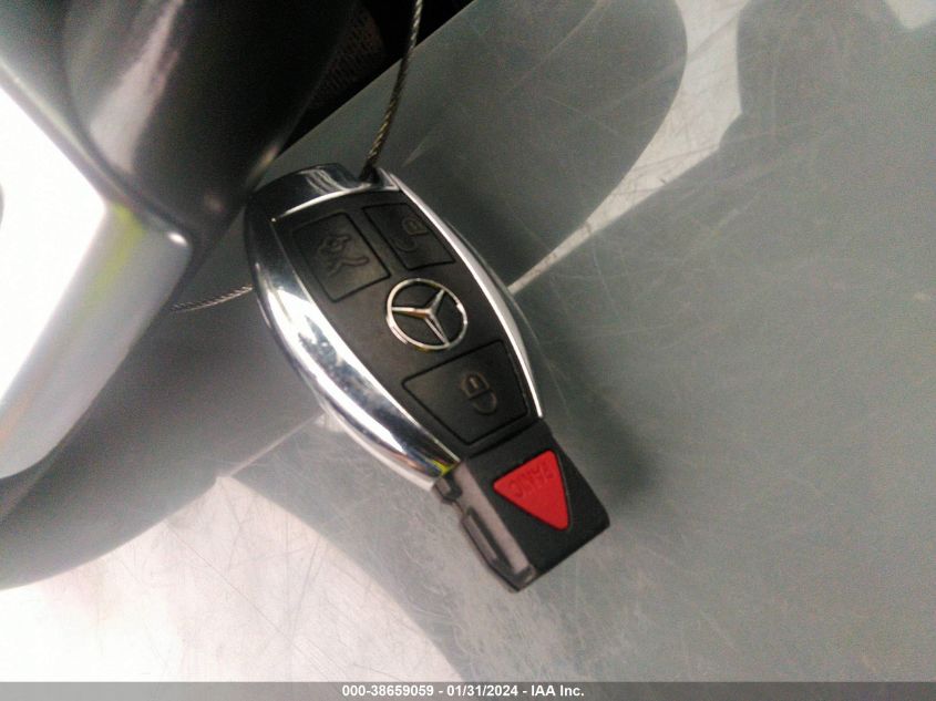 2013 MERCEDES-BENZ E 350 - WDDHF5KB8DA725137