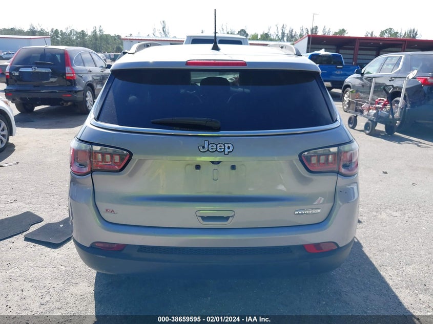 VIN 3C4NJCBB9JT461253 2018 JEEP COMPASS LATITUDE