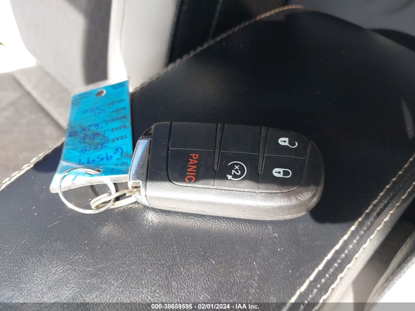 VIN 3C4NJCBB9JT461253 2018 JEEP COMPASS LATITUDE