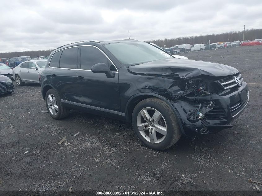 2013 VOLKSWAGEN TOUAREG VR6 LUX - WVGEF9BP9DD002360