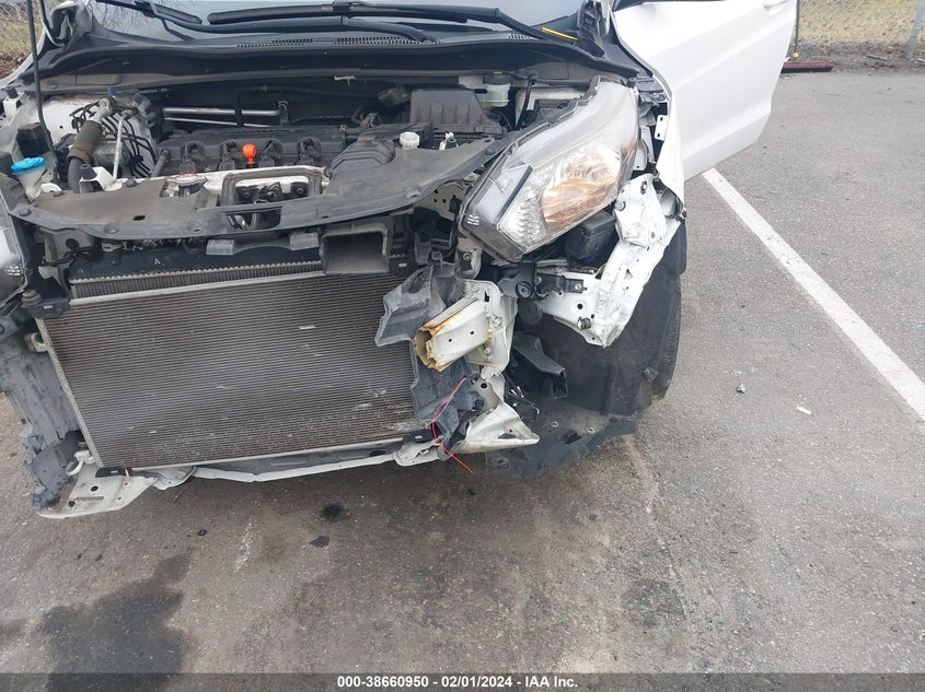 VIN 3CZRU6H31JM713916 2018 HONDA HR-V LX