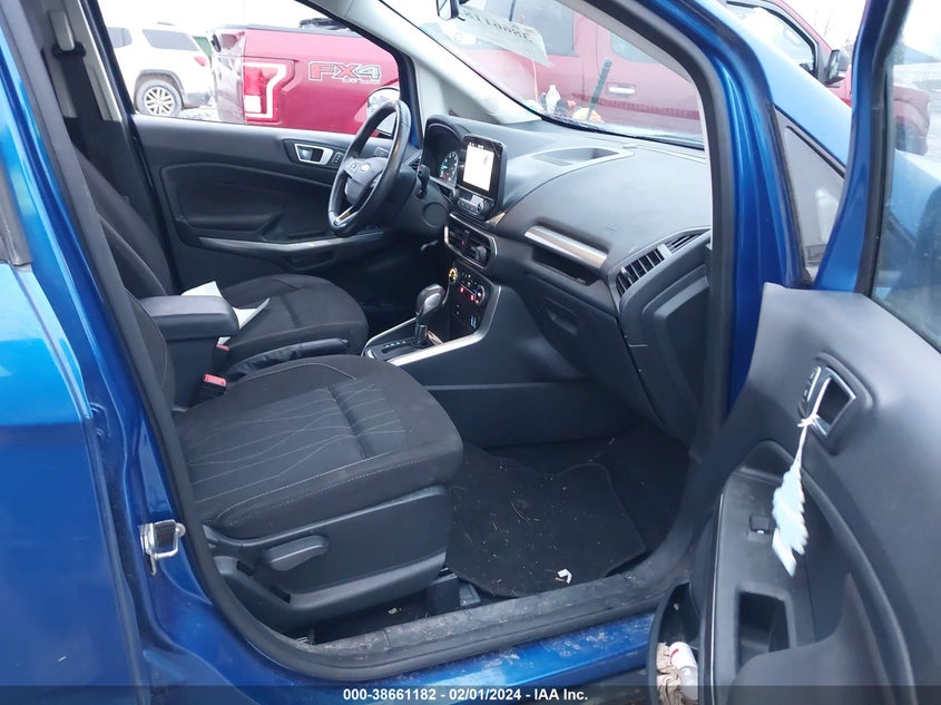 VIN MAJ3P1TE5JC173038 2018 FORD ECOSPORT SE