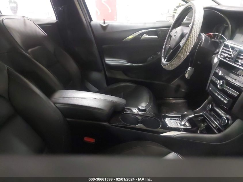 2017 INFINITI QX30 LUXURY/PREMIUM/SPORT SJKCH5CR5HA035052