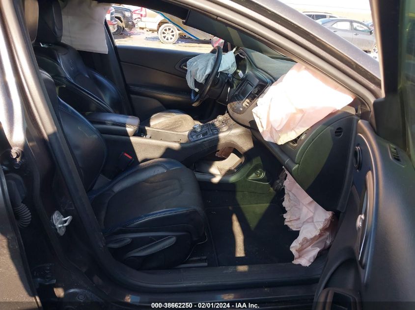 2016 CHRYSLER 200 S - 1C3CCCBB2GN152075