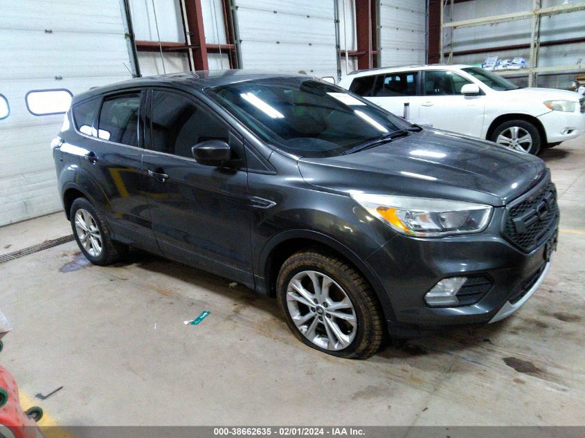 2017 FORD ESCAPE SE - 1FMCU9G91HUC52950