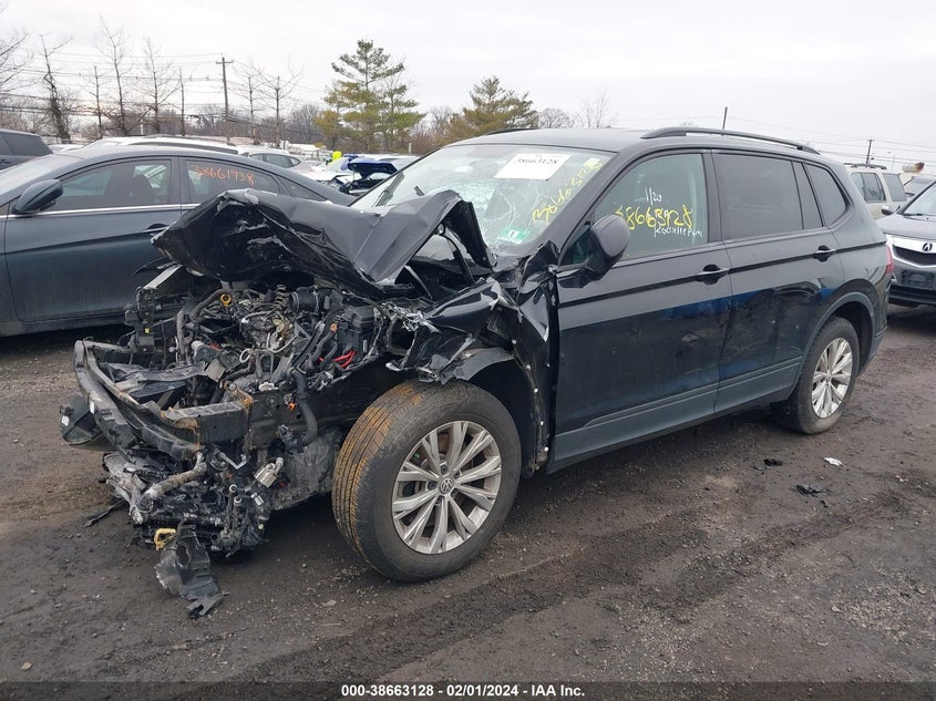 VIN 3VV0B7AX8JM070201 2018 VOLKSWAGEN TIGUAN S