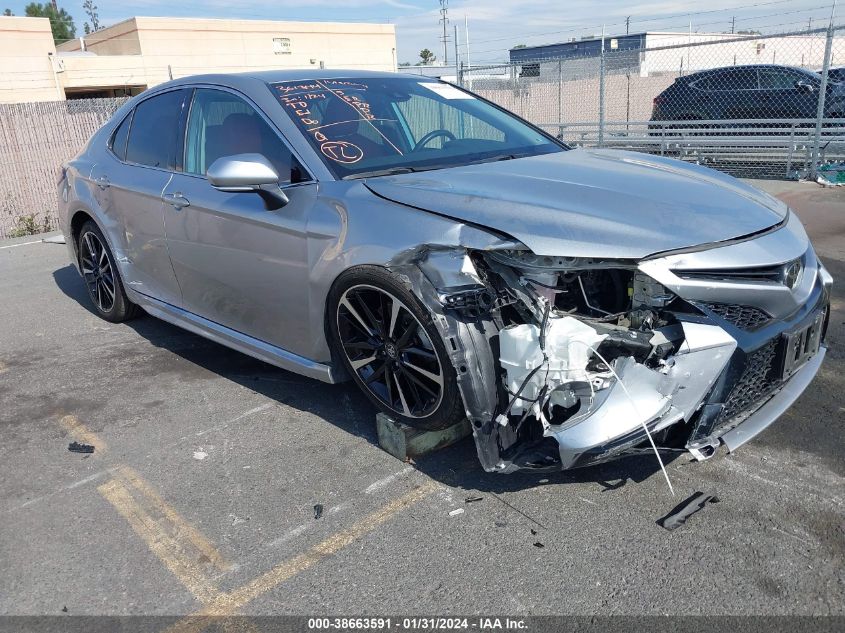 2019 TOYOTA CAMRY XSE - 4T1B61HK8KU797558