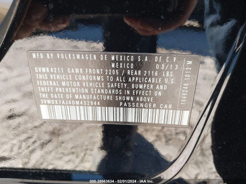2013 VOLKSWAGEN JETTA 2.5L SE - 3VWDX7AJ4DM432944