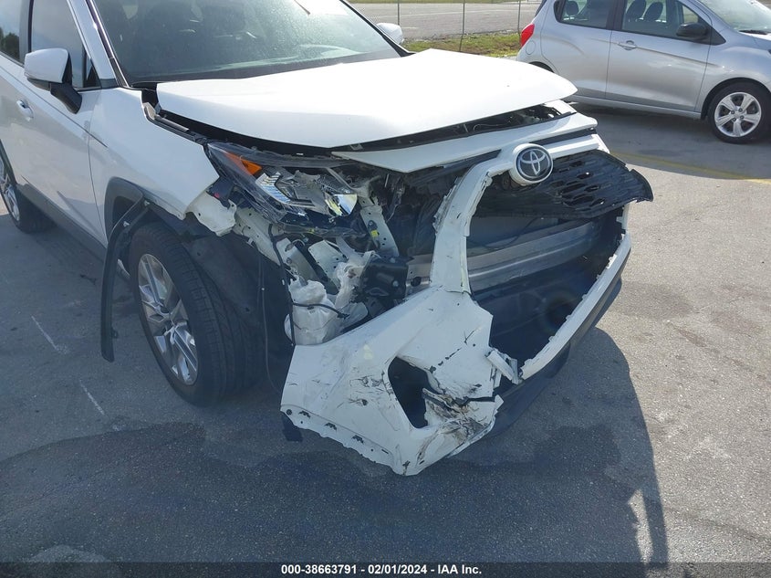 VIN JTMC1RFV2LD521977 2020 TOYOTA RAV4 XLE PREMIUM