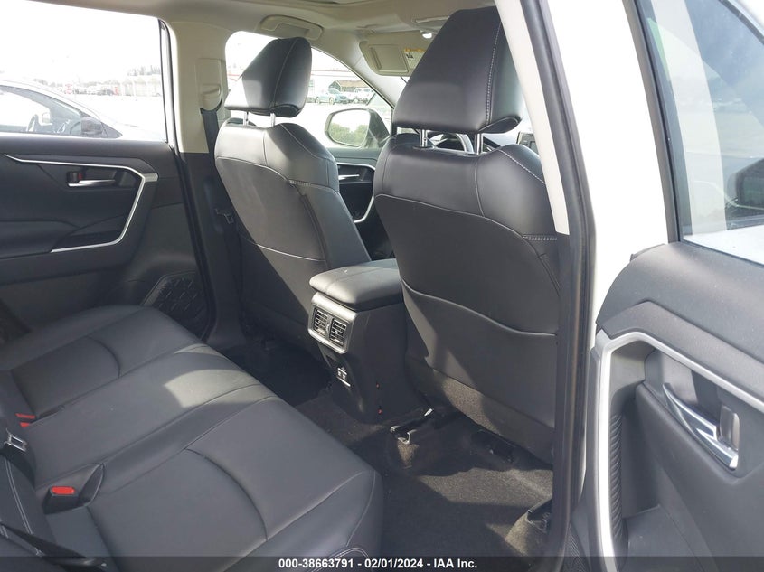 VIN JTMC1RFV2LD521977 2020 TOYOTA RAV4 XLE PREMIUM