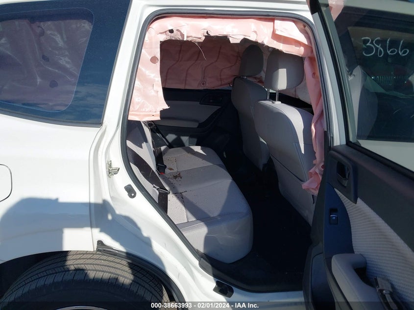 VIN JF2SJABC0JH401071 2018 SUBARU FORESTER 2.5I
