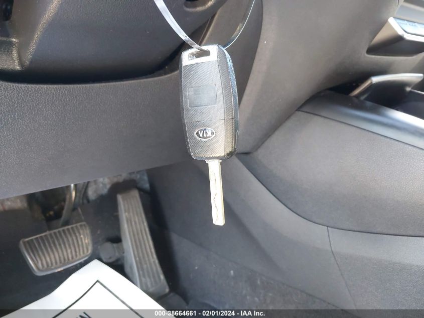 2018 KIA SORENTO LX/L - 5XYPG4A38JG413046