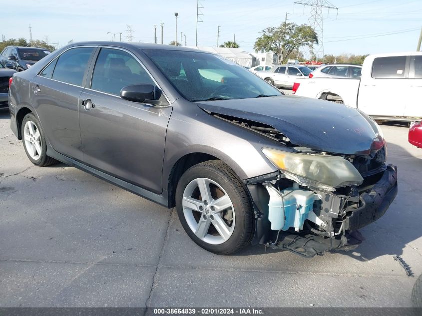 Lot #2523114670 2013 TOYOTA CAMRY SE salvage car