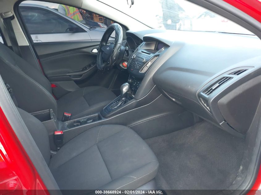 2016 FORD FOCUS SE - 1FADP3K22GL271086