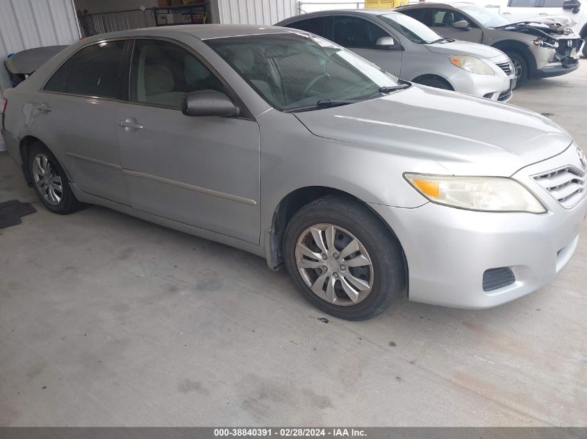 Lot #2539233460 2010 TOYOTA CAMRY LE salvage car