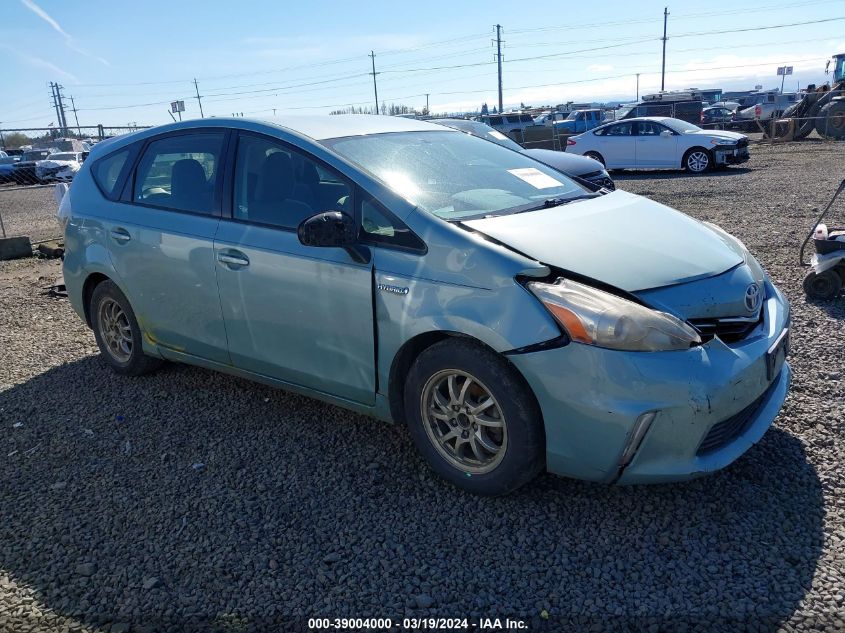 Lot #2539242358 2013 TOYOTA PRIUS V TWO salvage car
