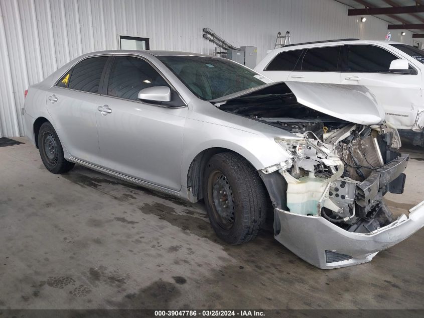 Lot #2539232855 2012 TOYOTA CAMRY LE salvage car
