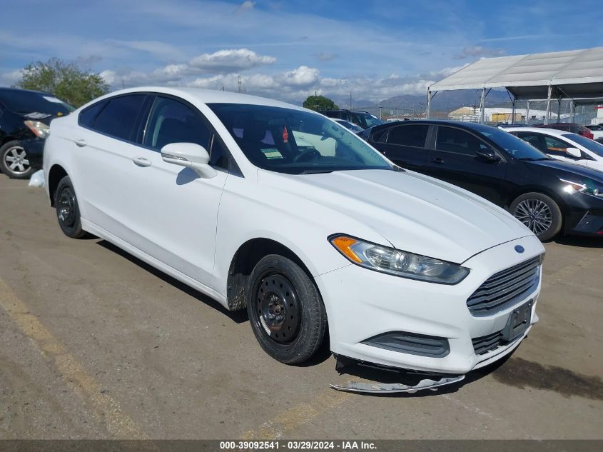 Lot #2547326712 2014 FORD FUSION SE salvage car