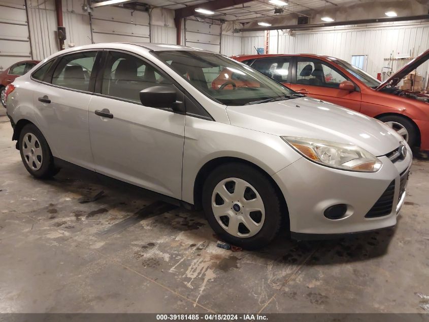 Lot #2541530657 2013 FORD FOCUS S salvage car