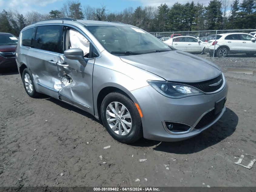 Lot #2541524764 2017 CHRYSLER PACIFICA TOURING-L salvage car