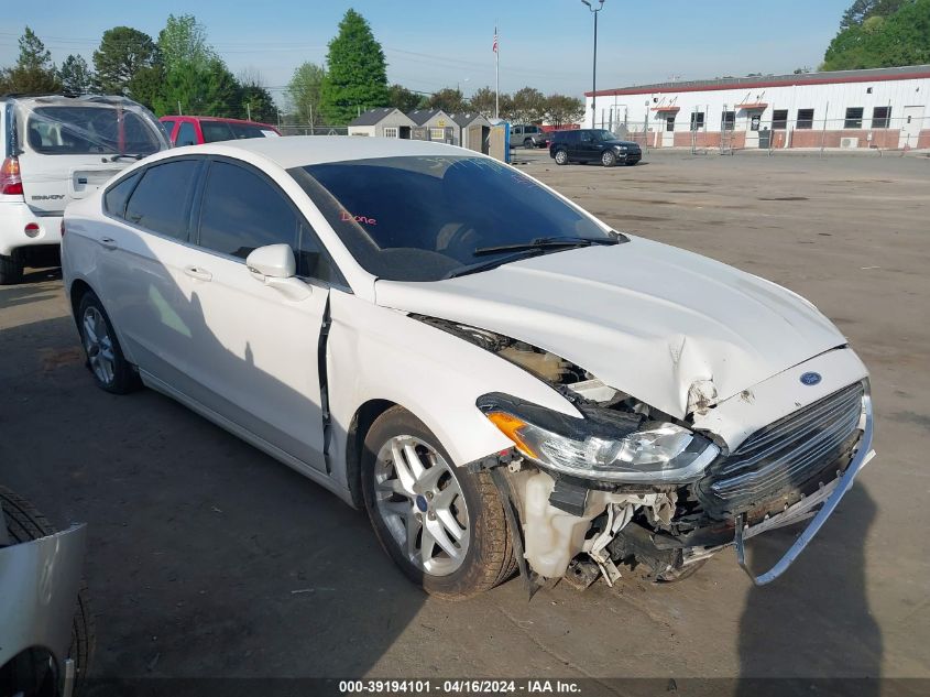 Lot #2539235801 2015 FORD FUSION SE salvage car