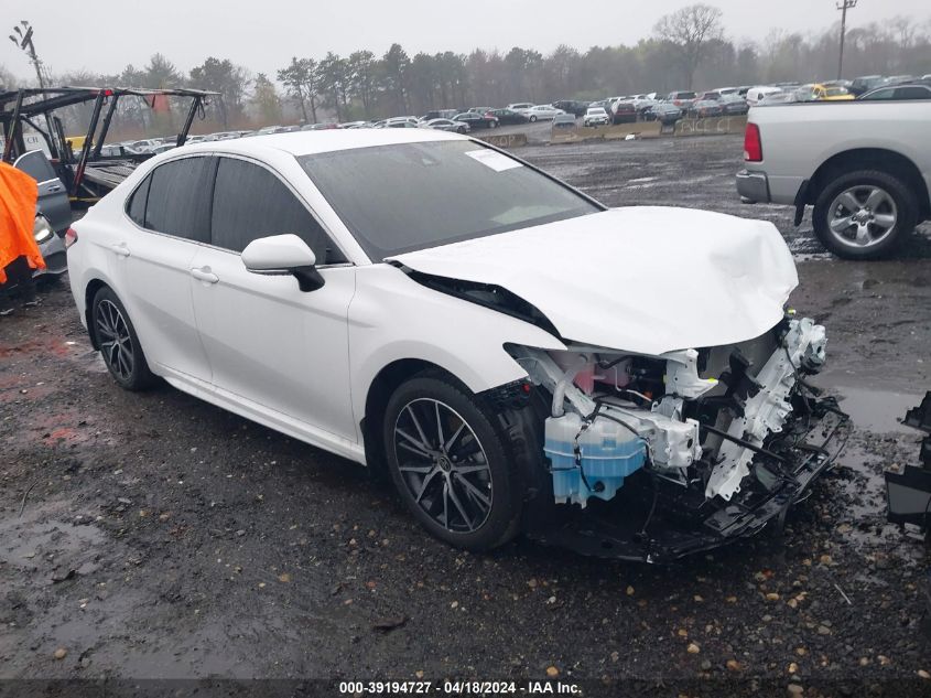 2024 TOYOTA CAMRY HYBRID SE #3052077952