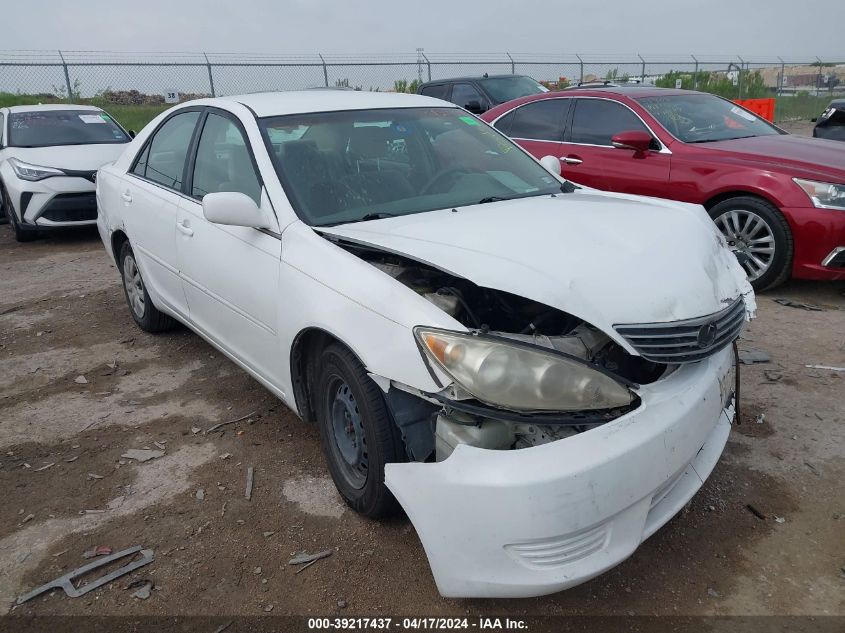 Lot #2541530096 2005 TOYOTA CAMRY LE salvage car