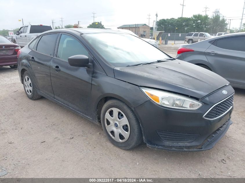 Lot #2539239355 2016 FORD FOCUS S salvage car