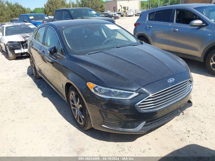 Lot #2539235328 2019 FORD FUSION SEL salvage car