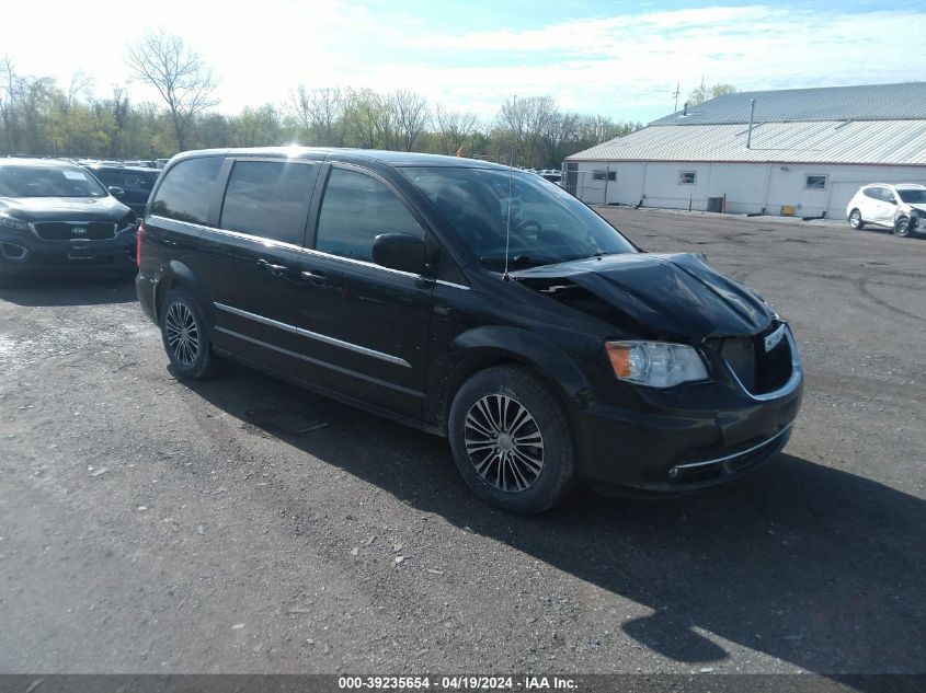 Lot #2568757491 2013 CHRYSLER TOWN & COUNTRY S salvage car