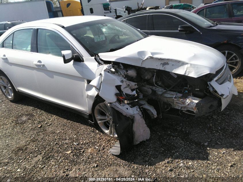 Lot #2539234731 2015 FORD TAURUS SEL salvage car
