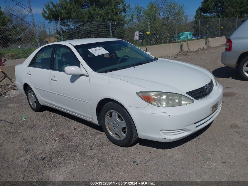 Lot #2541529516 2002 TOYOTA CAMRY LE V6 salvage car