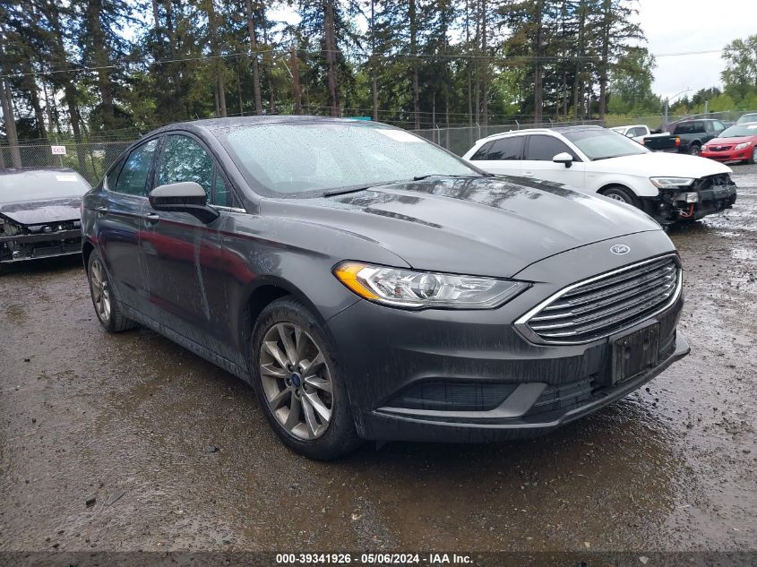 Lot #2536940719 2017 FORD FUSION SE salvage car